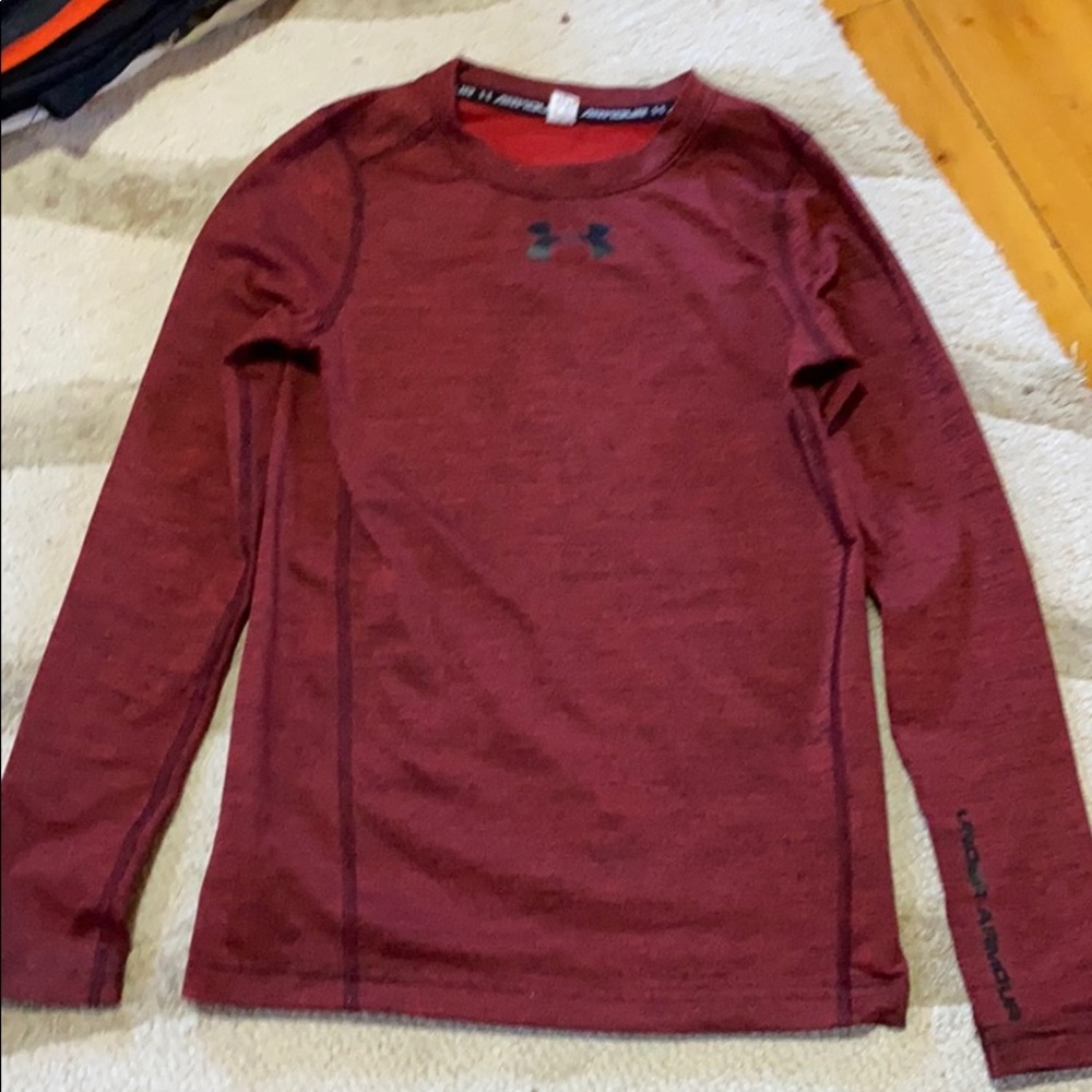 Youth size small red under armor long sleeve shirt